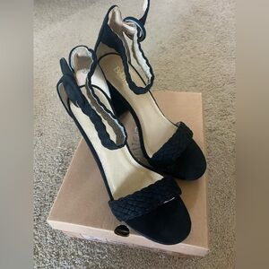 New with box - Women’s Black Heel Sandals